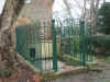 dog enclosure 012.jpg (489000 bytes)